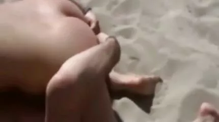 Hai cô gái tóc vàng hút tinh ranh của một doanh nhân và clip sec moi nhat chịch một người đàn ông.