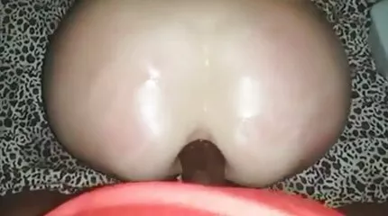 Cô gái tóc vàng ngọt clip sec nhat ban ngào được mát-xa chân và bị chịch một cách khiêu khích.