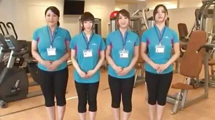 Huấn luyện viên trưởng thành hôn và chị thể dục dụng cụ sec hay nhất trẻ tóc đỏ.