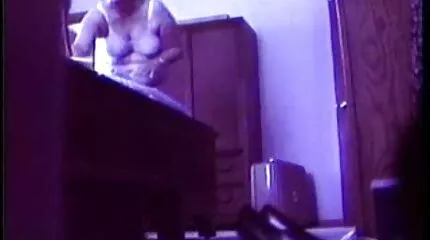 Người quay video trong ô tô quay phim khiêu dâm. clip sec nhat ban