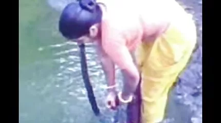 Baba từ người đầu tiên được trồng trên một con gà trống dài và fim sec nhat ban đụ trong một thời gian dài.