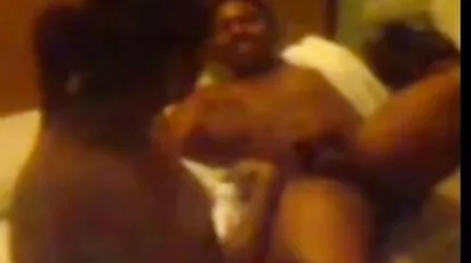 Đôi thâm nhập phim sec nhat ban ko che cho một cô gái trẻ người Nga với cumshots.