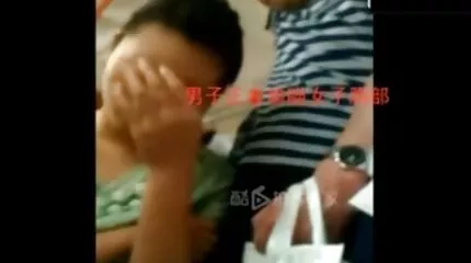 Sinh nhật phim sec khong che nhat ban khiêu dâm nhóm của một con chó cái busty.