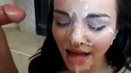 Hai người đồng tính phimsec nhat nữ quyến rũ làm vấy bẩn một trachtibidokh hoàn toàn là phụ nữ